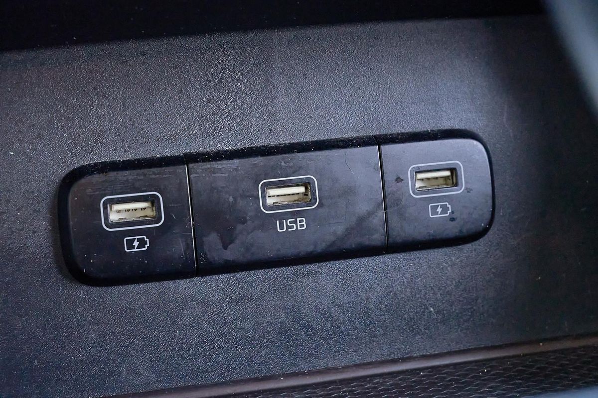 2022 Kia Carnival S KA4