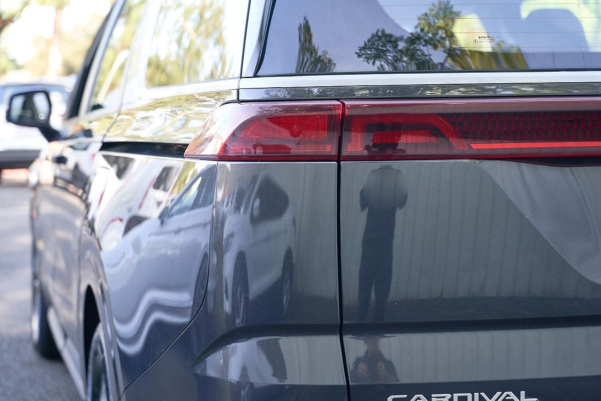 2022 Kia Carnival S KA4