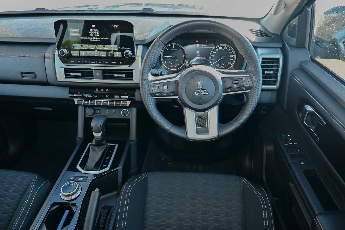 2024 Mitsubishi Triton GLS MV 4X4