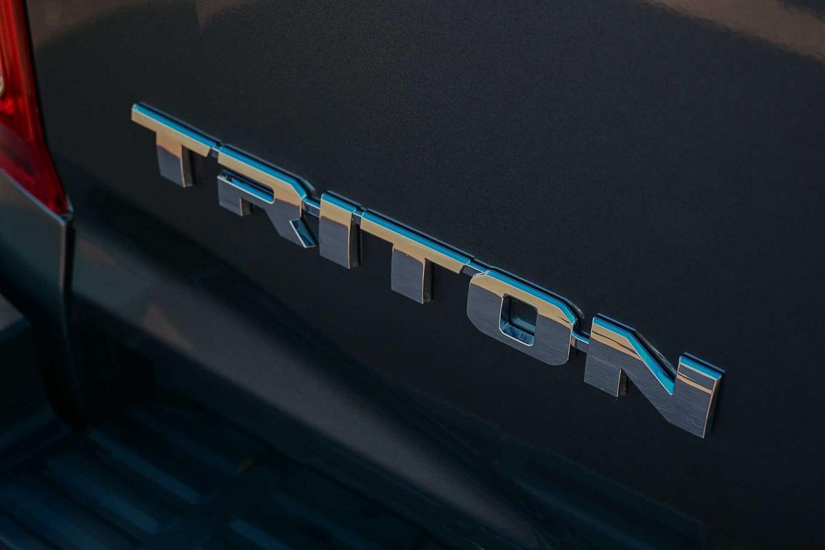 2024 Mitsubishi Triton GLS MV 4X4