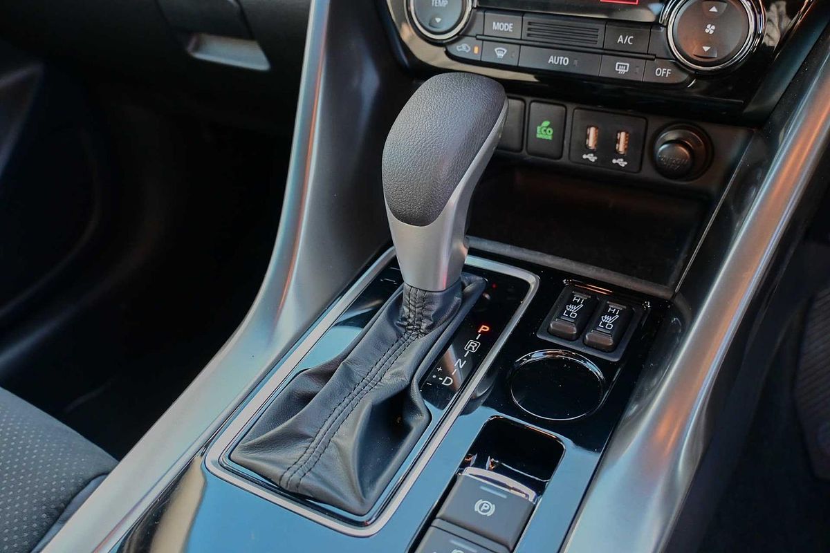 2024 Mitsubishi Eclipse Cross Black Edition YB