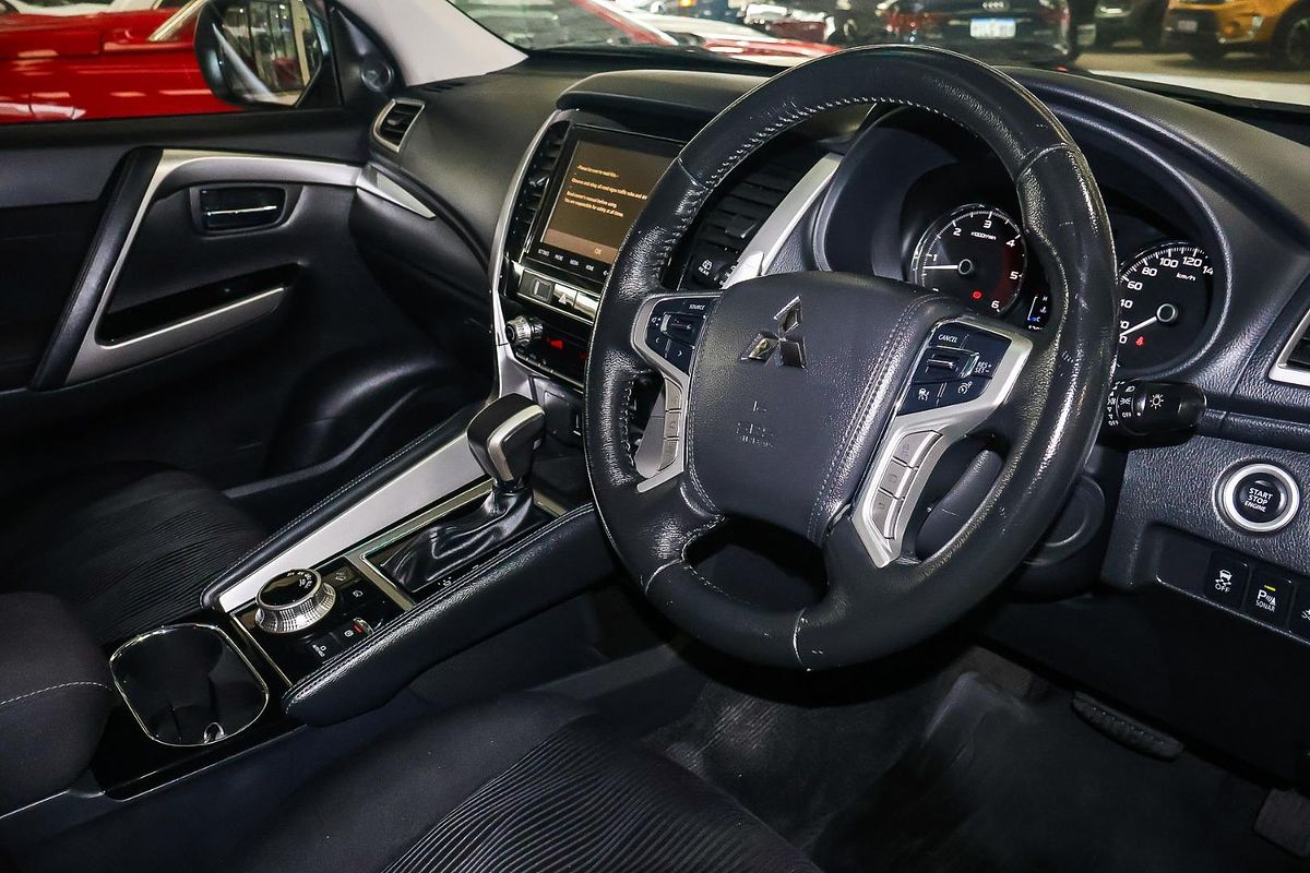 2021 Mitsubishi Pajero Sport GLX QF