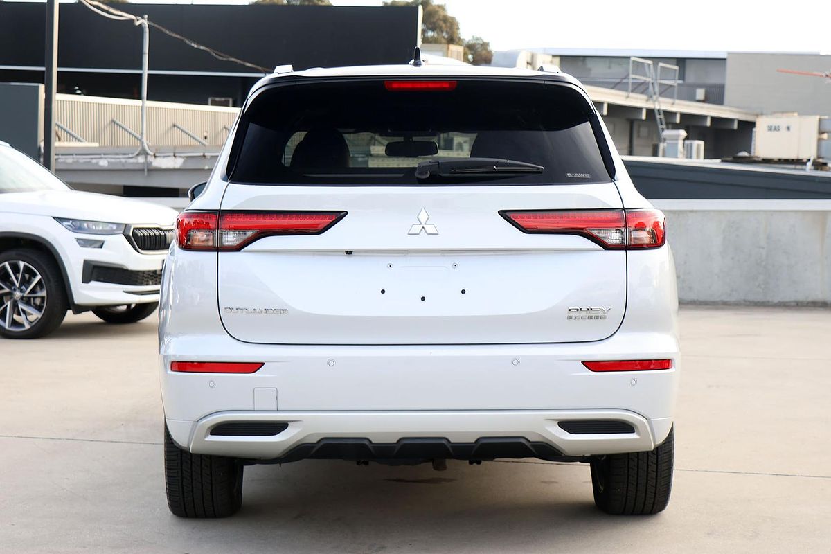 2022 Mitsubishi Outlander PHEV Exceed Tourer ZM