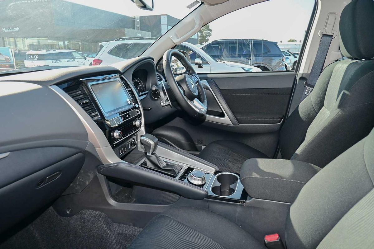 2024 Mitsubishi Pajero Sport GLS QG