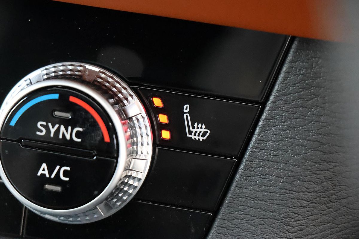 2022 Mitsubishi Outlander PHEV Exceed Tourer ZM