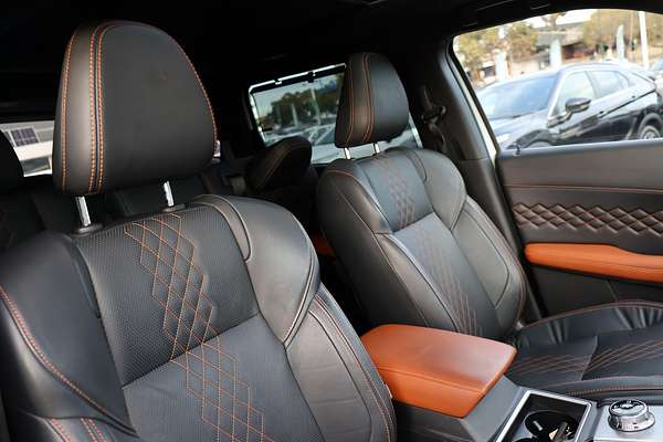 2022 Mitsubishi Outlander PHEV Exceed Tourer ZM
