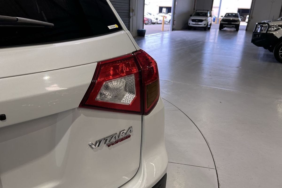 2017 Suzuki Vitara S Turbo LY