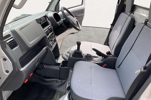 2024 Suzuki Carry KC 4WD
