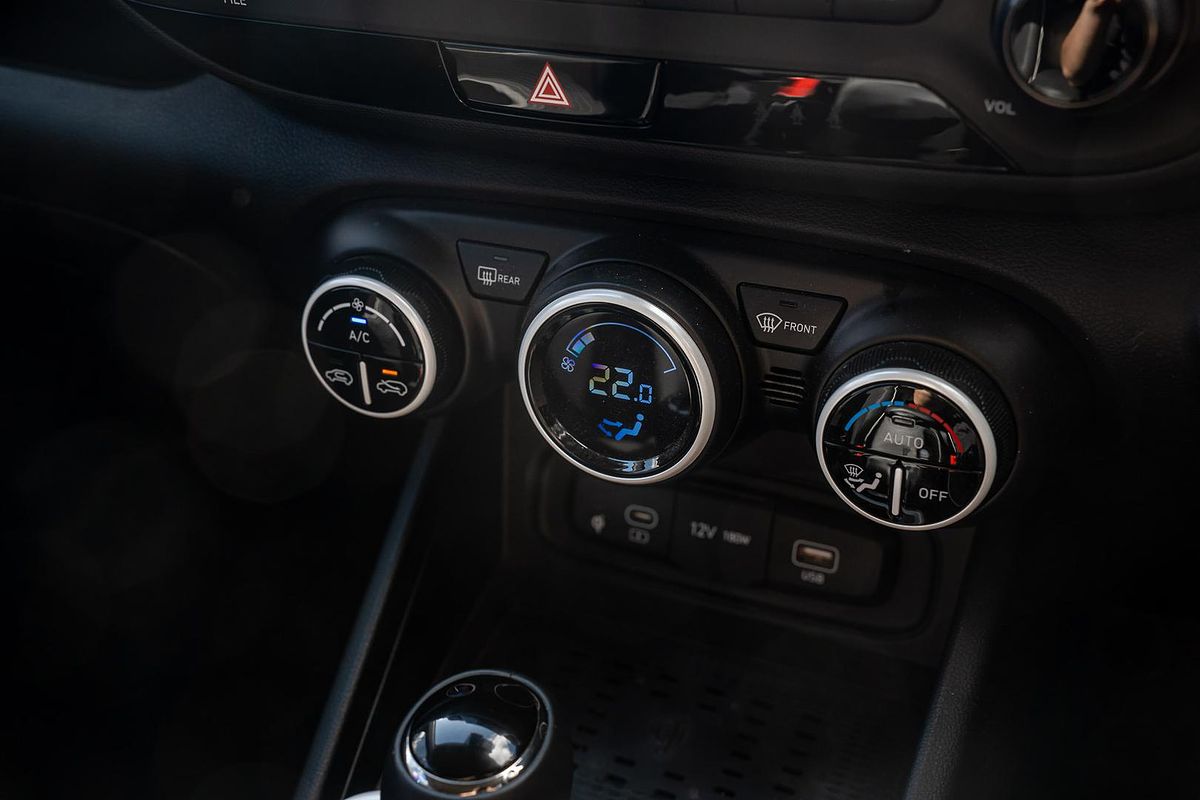 2023 Hyundai Venue Elite QX.V5