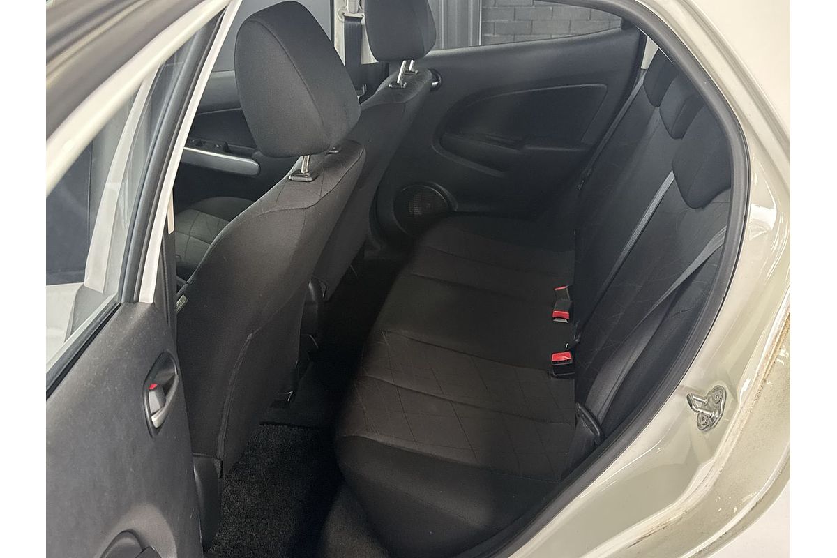 2012 Mazda 2 Neo DE Series 2