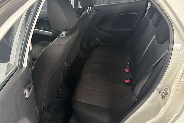 2012 Mazda 2 Neo DE Series 2