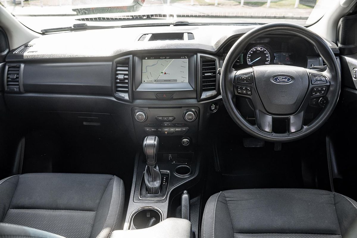 2018 Ford Everest Ambiente UA II 3.2L