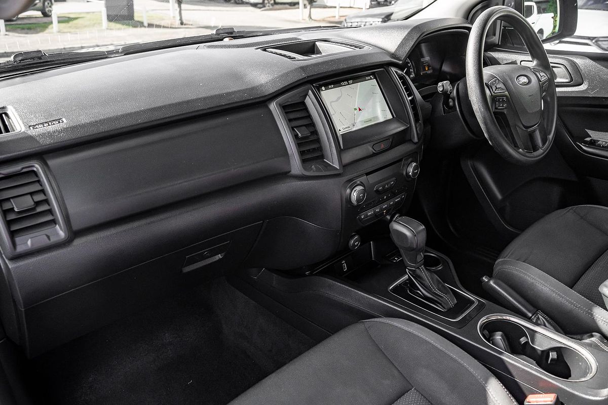 2018 Ford Everest Ambiente UA II 3.2L