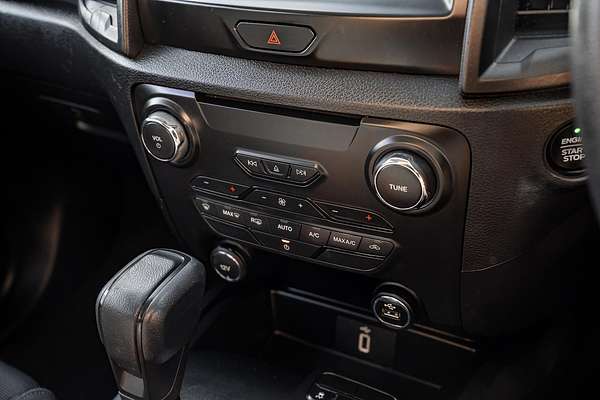 2018 Ford Everest Ambiente UA II 3.2L