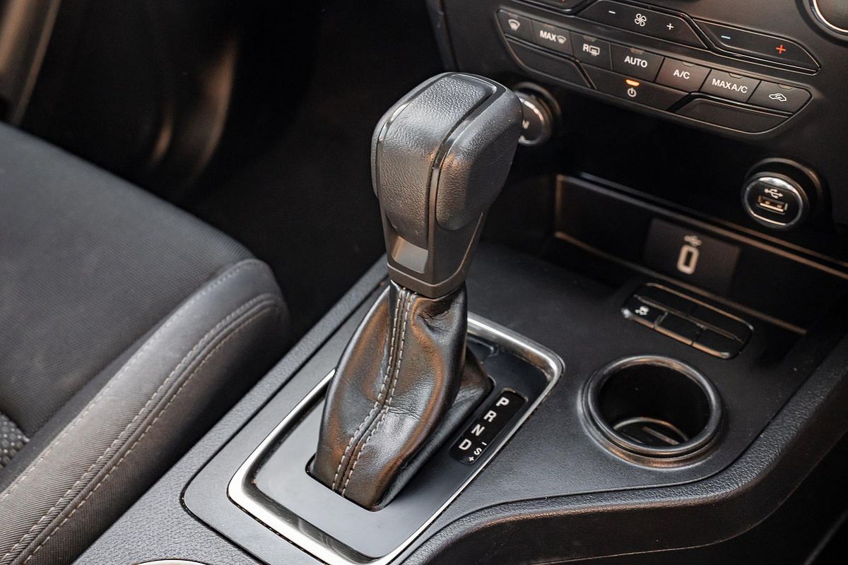 2018 Ford Everest Ambiente UA II 3.2L