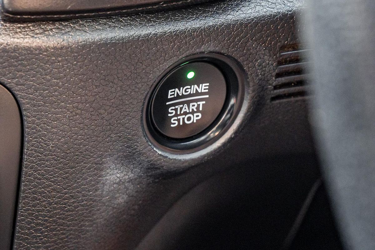 2018 Ford Everest Ambiente UA II 3.2L
