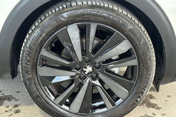 2022 Peugeot 5008 GT Sport P87