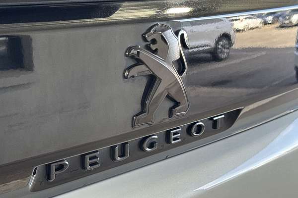 2022 Peugeot 5008 GT Sport P87