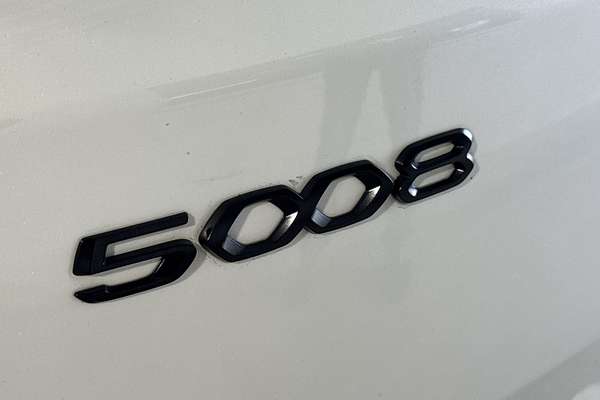 2022 Peugeot 5008 GT Sport P87