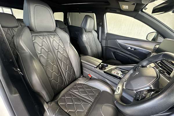 2022 Peugeot 5008 GT Sport P87