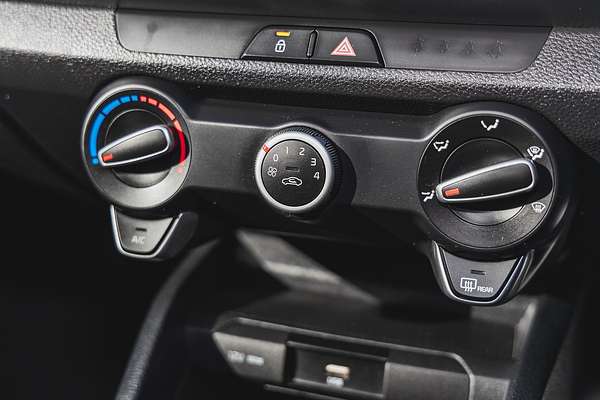 2021 Kia Stonic Sport YB