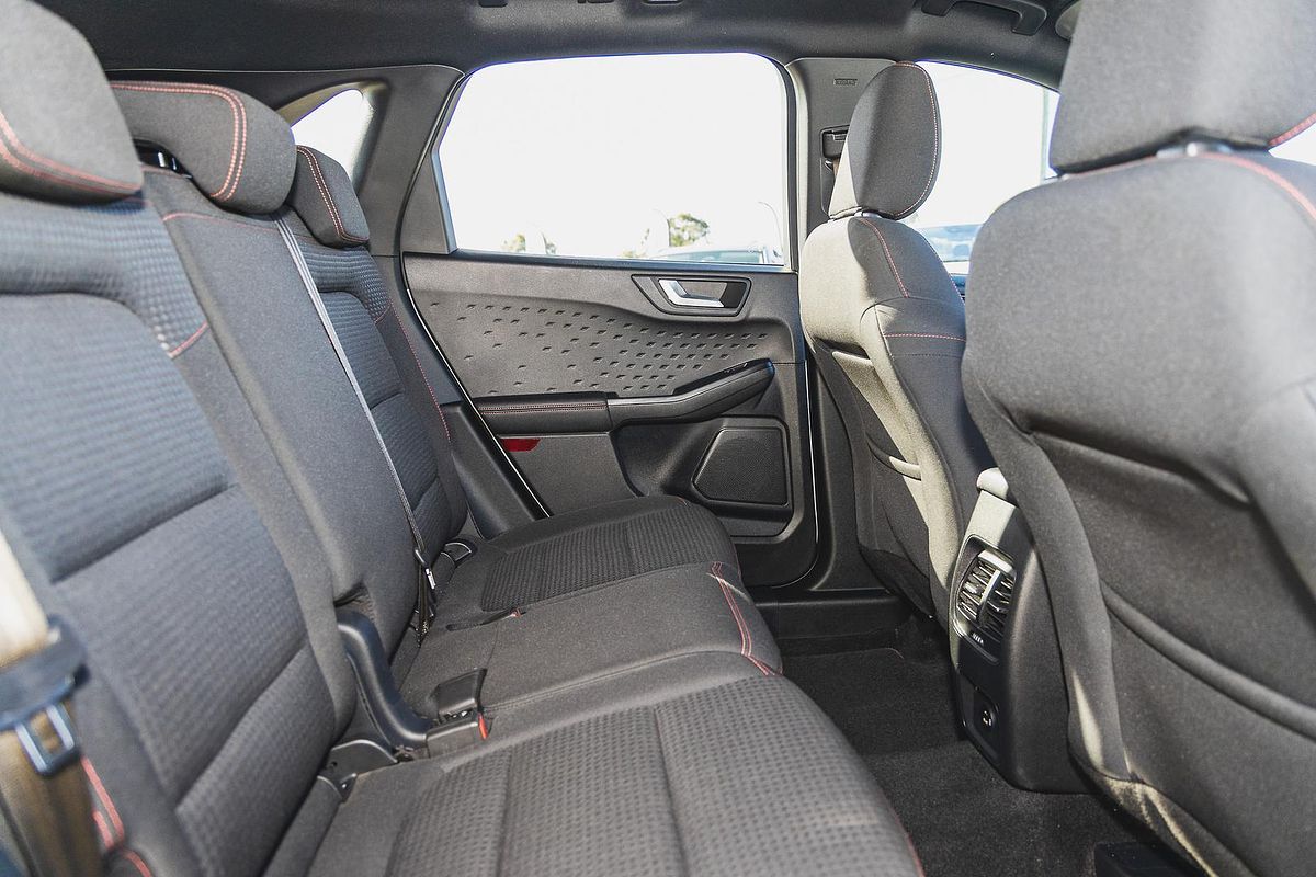2021 Ford Escape ST-Line ZH