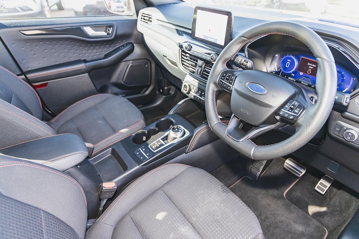 2021 Ford Escape ST-Line ZH