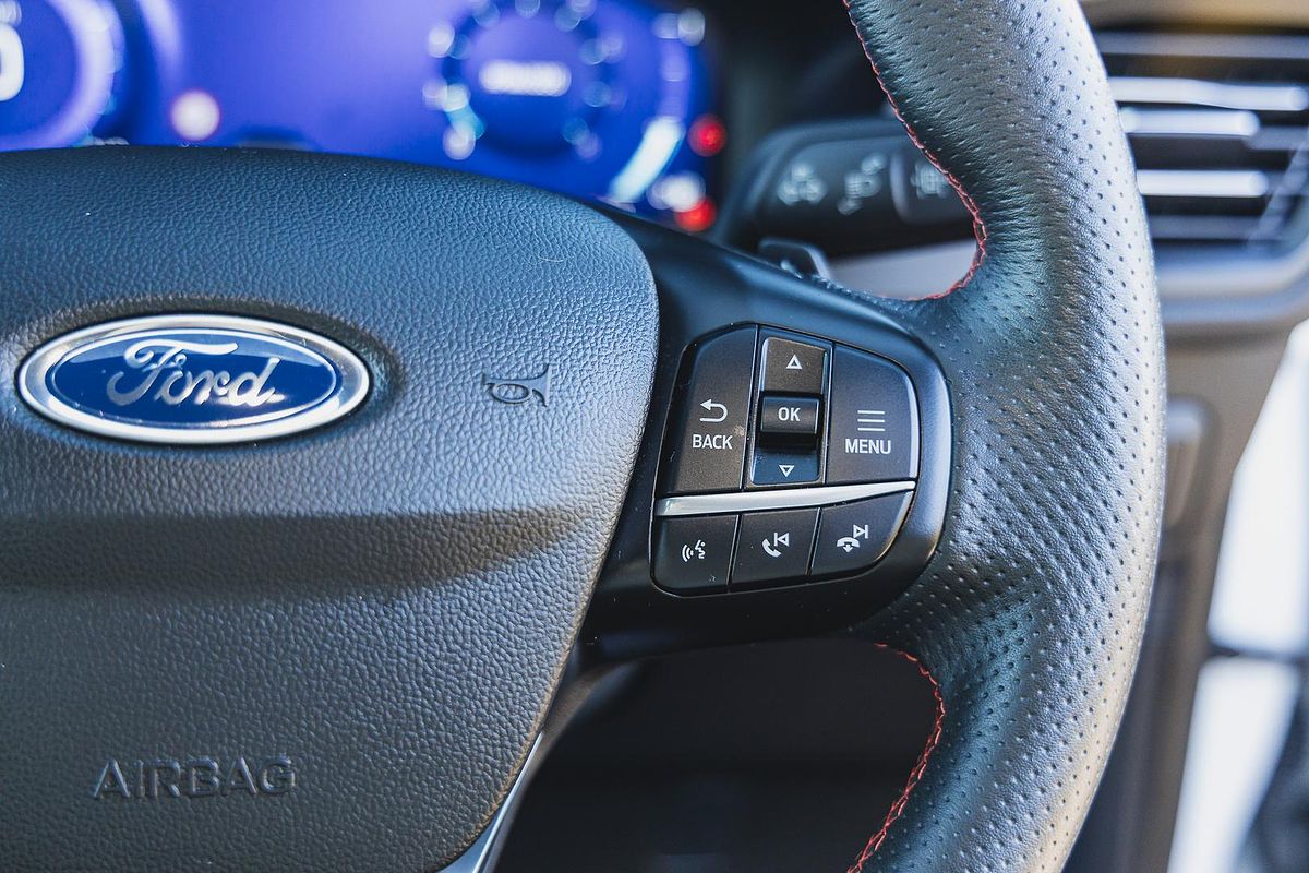 2021 Ford Escape ST-Line ZH