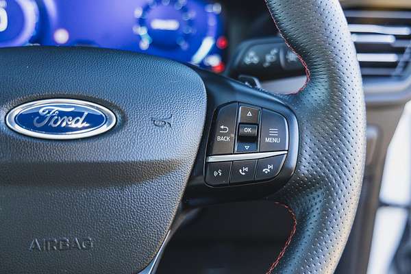 2021 Ford Escape ST-Line ZH