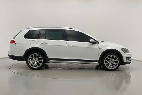 2016 Volkswagen Golf Alltrack 132TSI 7