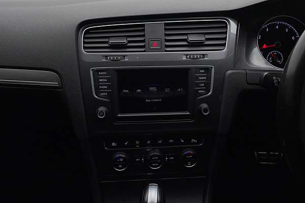 2016 Volkswagen Golf Alltrack 132TSI 7