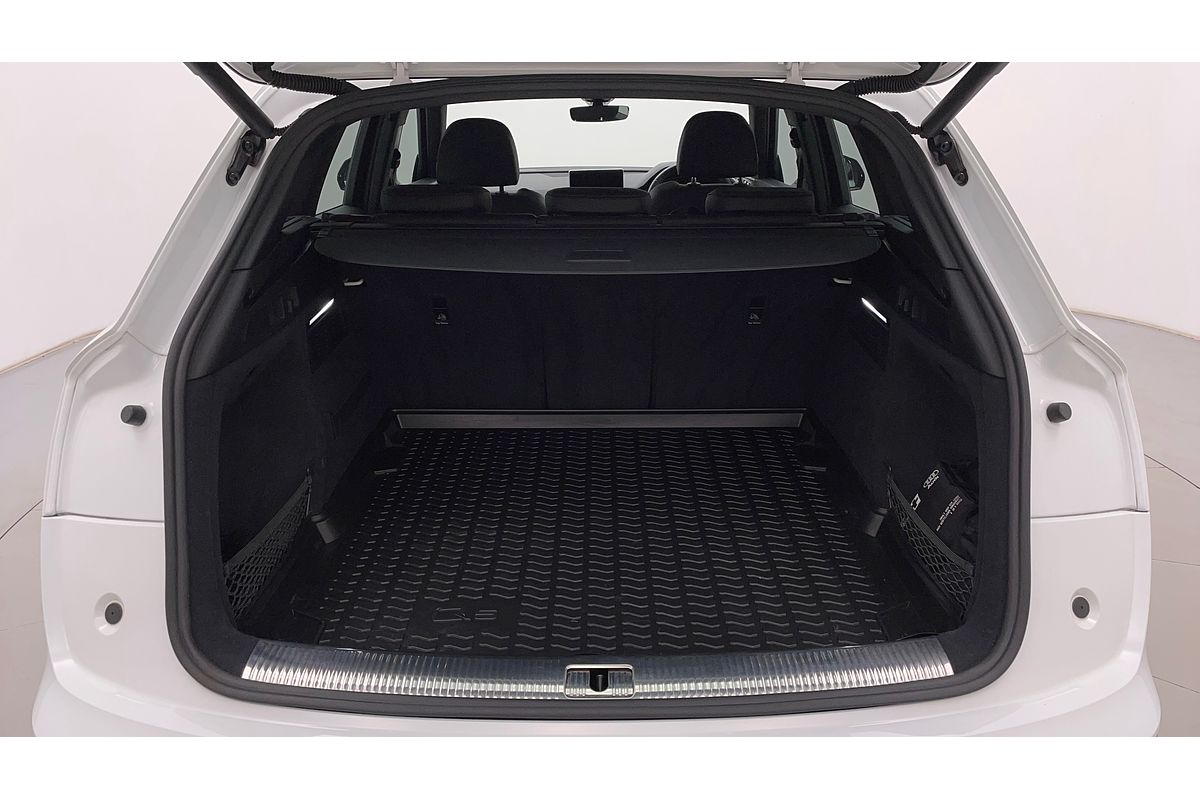 2019 Audi Q5 45 TFSI sport FY