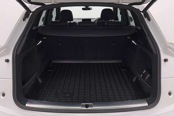 2019 Audi Q5 45 TFSI sport FY