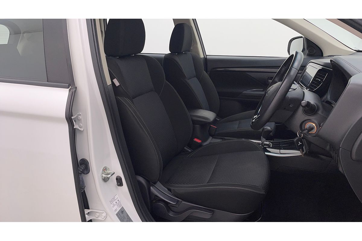 2019 Mitsubishi Outlander ES ZL