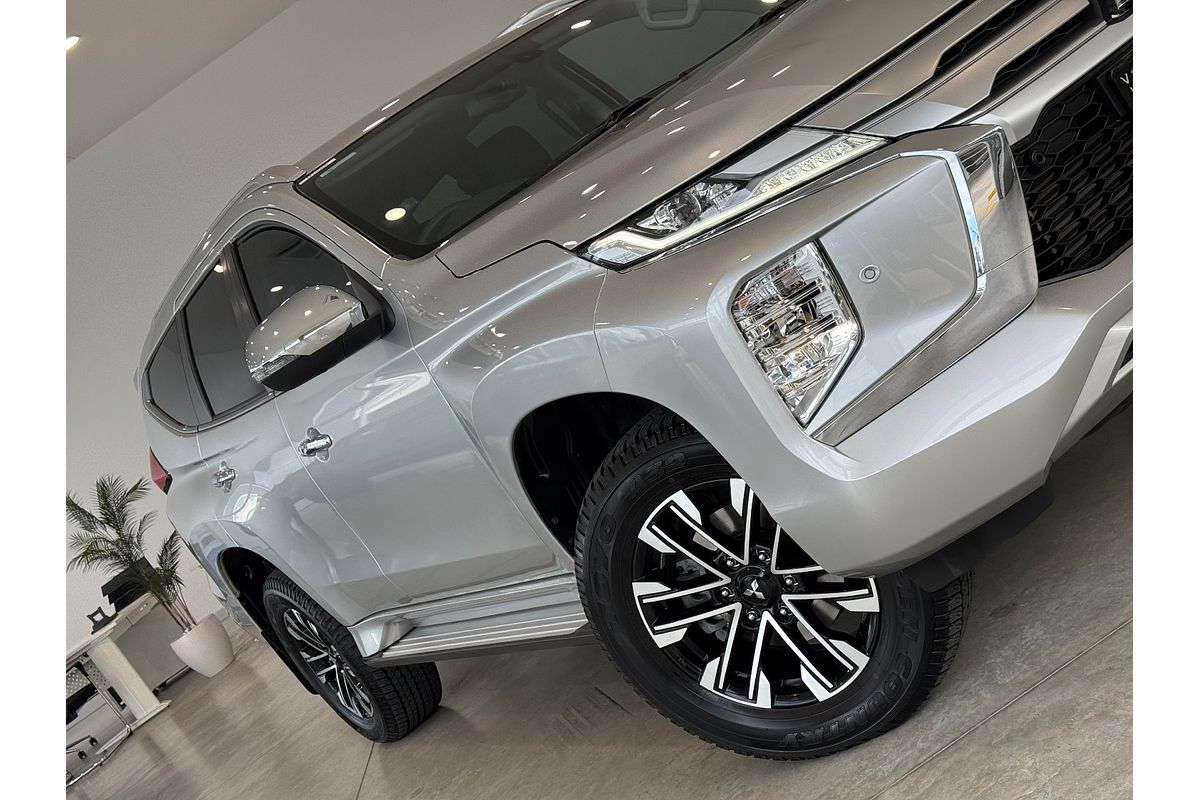 2023 Mitsubishi Pajero Sport Exceed QF