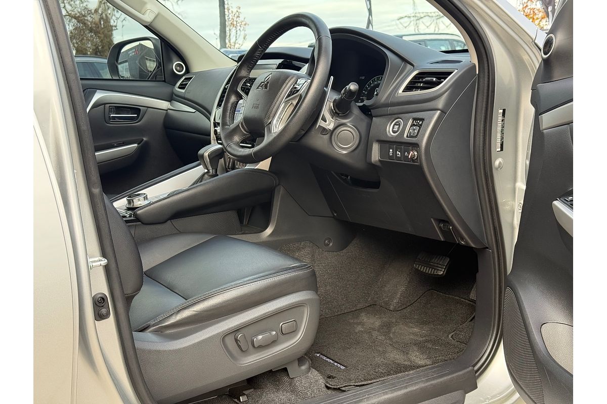 2023 Mitsubishi Pajero Sport Exceed QF
