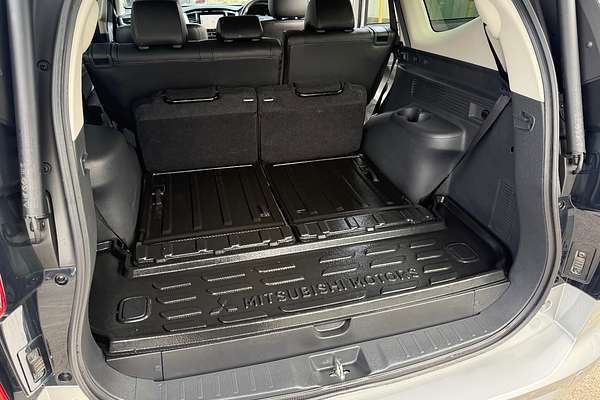 2023 Mitsubishi Pajero Sport Exceed QF