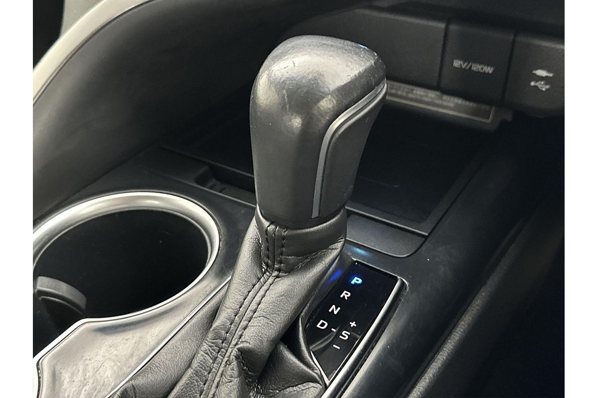 2018 Toyota Camry SX ASV70R