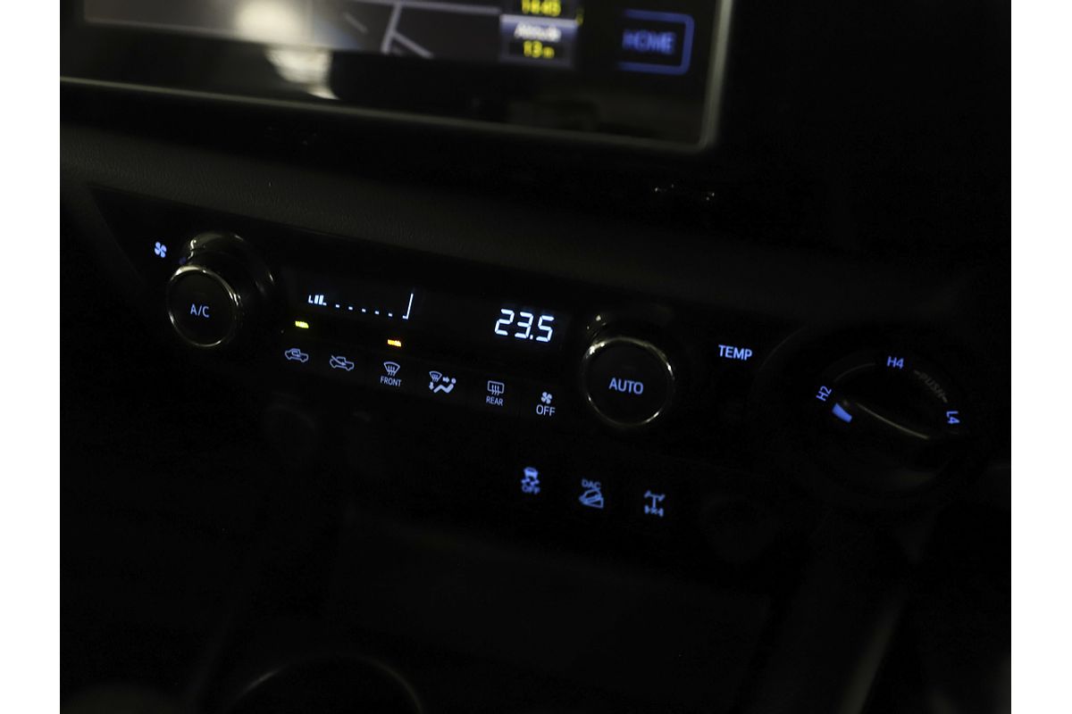 2018 Toyota Hilux SR5 GUN126R 4X4