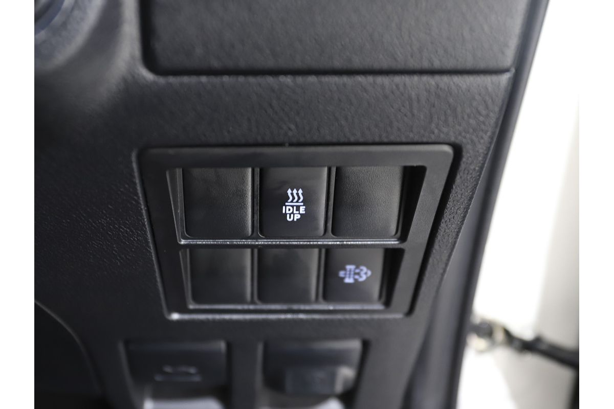 2018 Toyota Hilux SR5 GUN126R 4X4