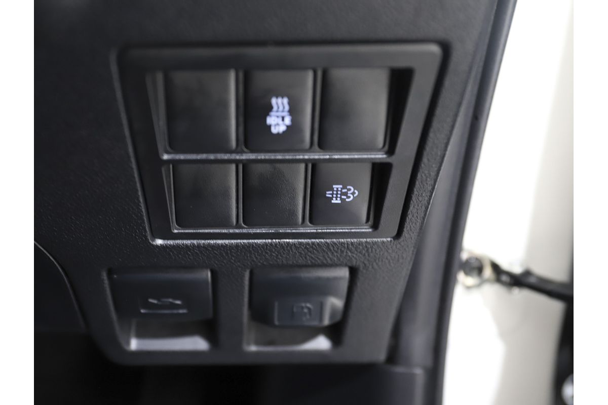 2018 Toyota Hilux SR5 GUN126R 4X4