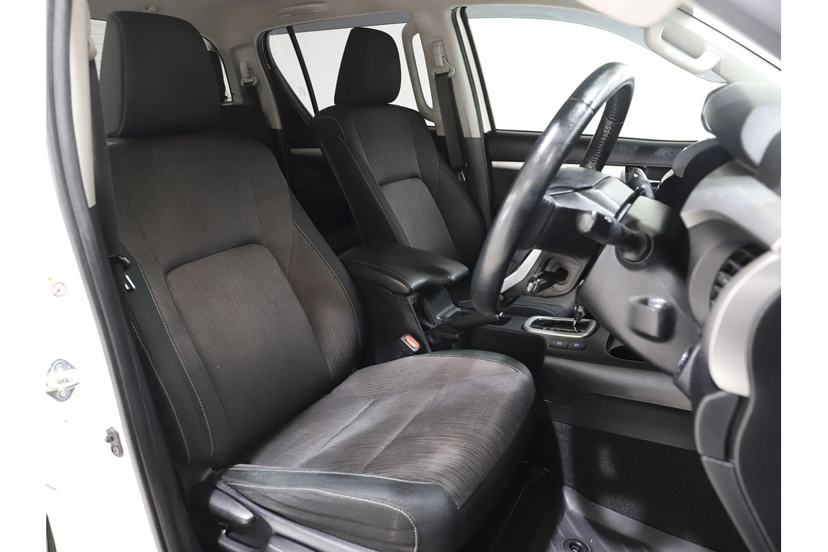 2018 Toyota Hilux SR5 GUN126R 4X4