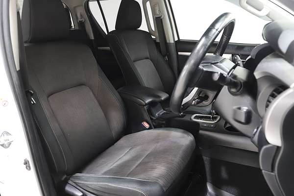 2018 Toyota Hilux SR5 GUN126R 4X4
