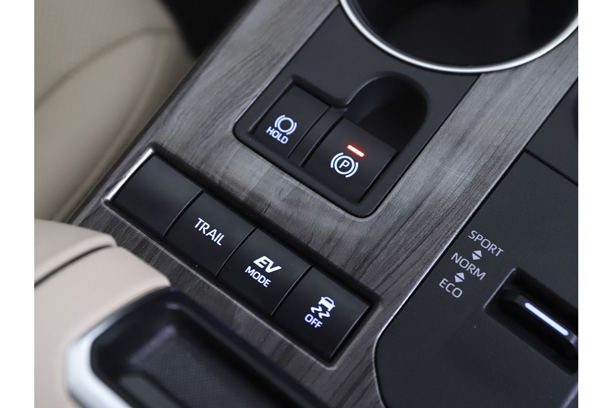 2021 Toyota Kluger Grande AXUH78R