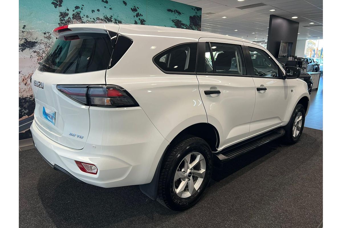 2024 Isuzu MU-X LS-M