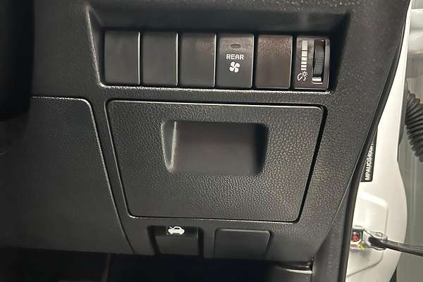 2024 Isuzu MU-X LS-M