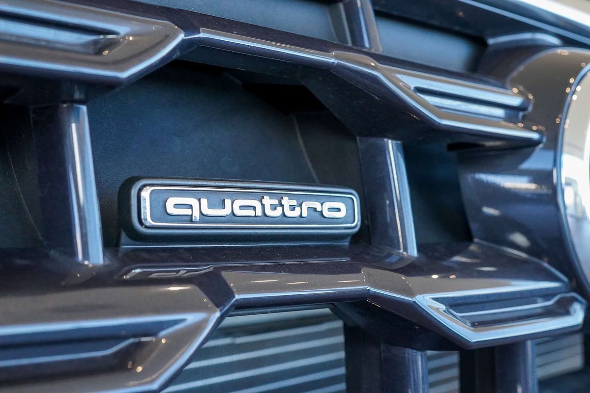 2024 Audi Q2 40 TFSI S line GA