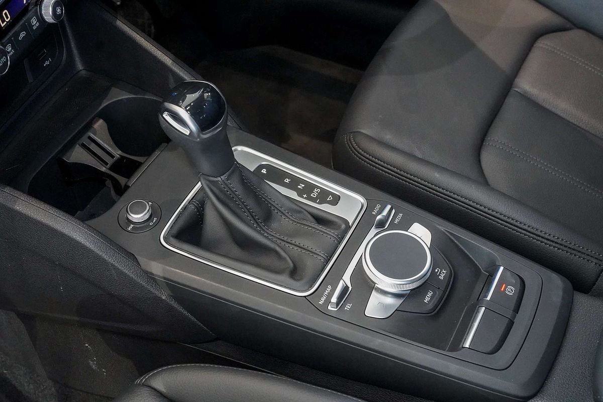2024 Audi Q2 40 TFSI S line GA