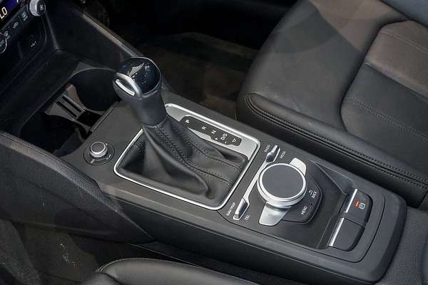 2024 Audi Q2 40 TFSI S line GA