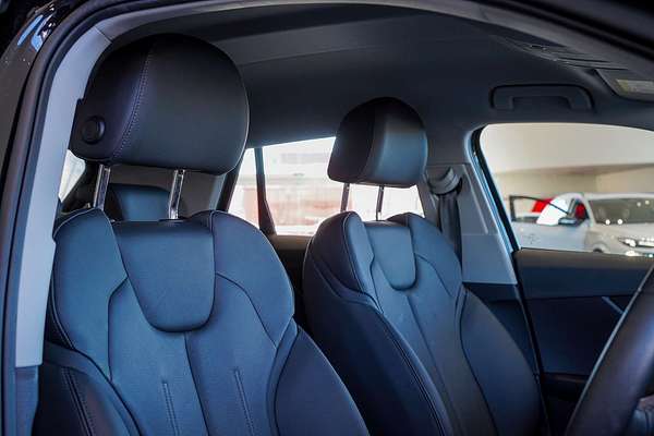 2024 Audi Q2 40 TFSI S line GA